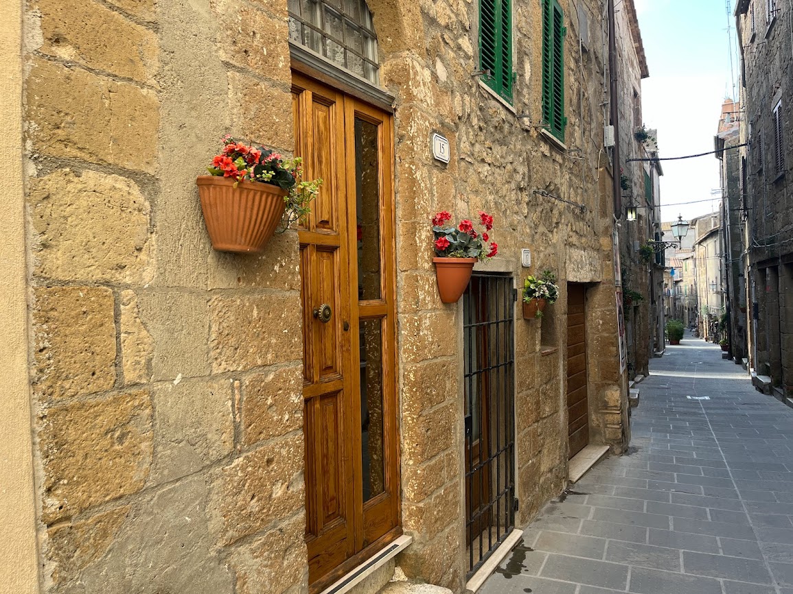 Pitigliano