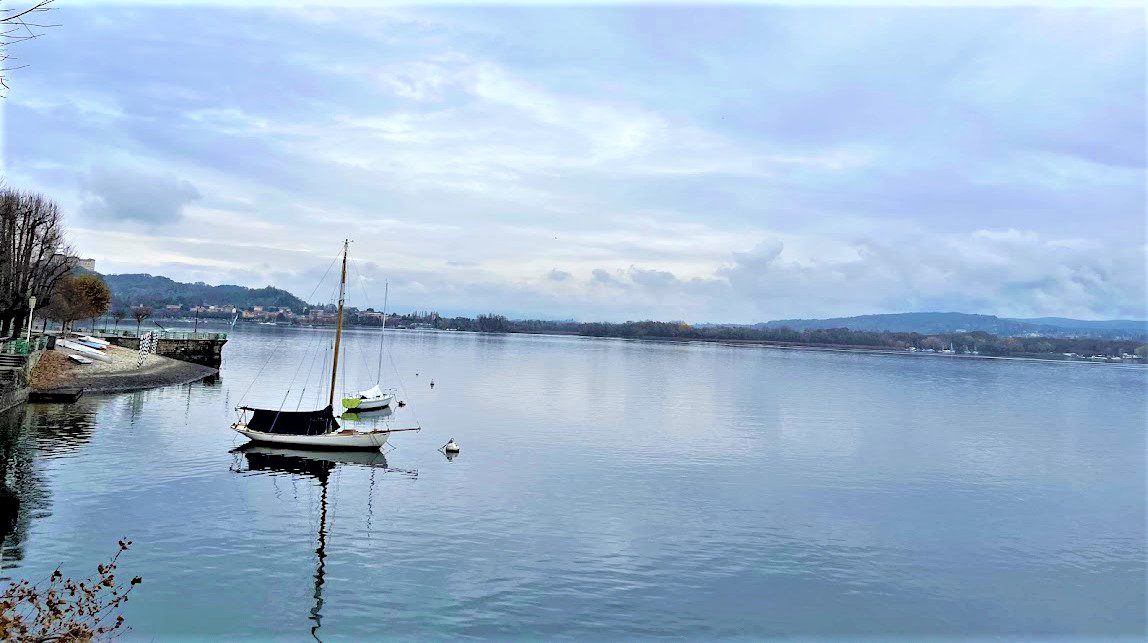 Arona ved Maggiore søen