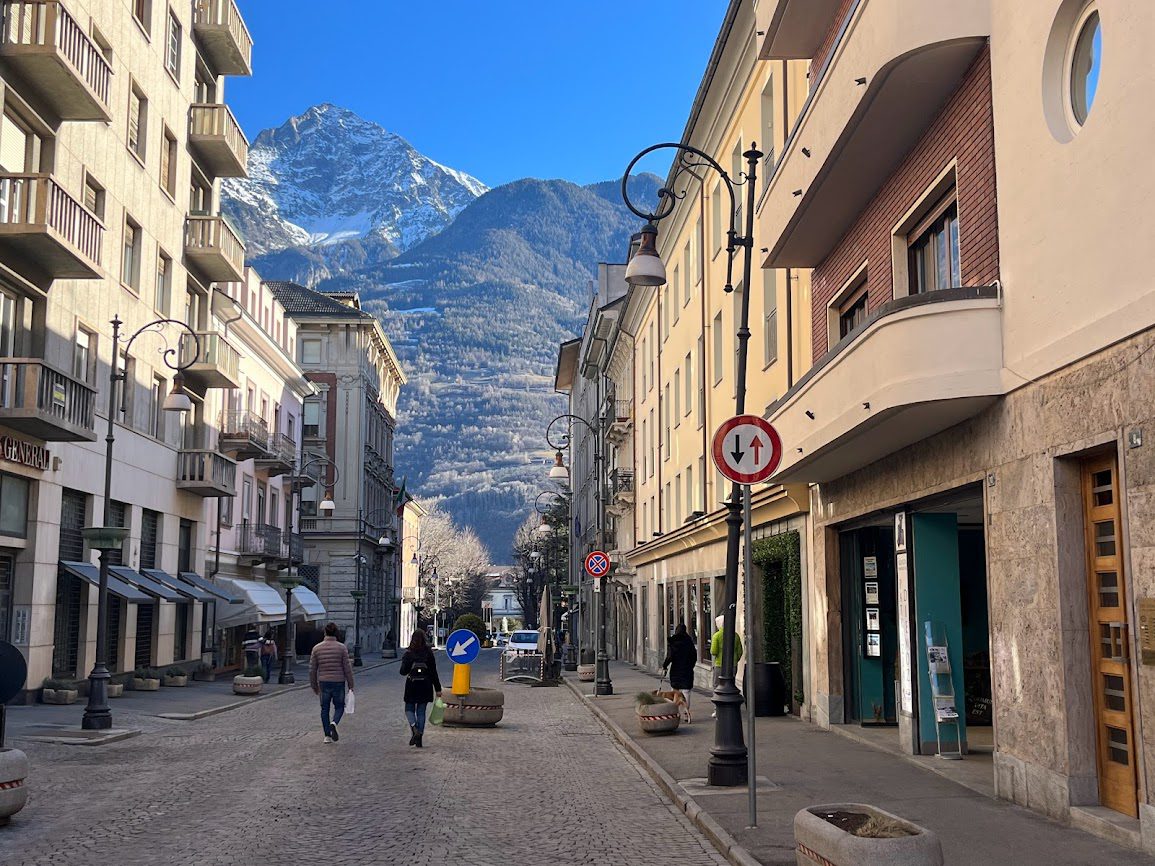 Piazza Emile Chanoux i Aosta